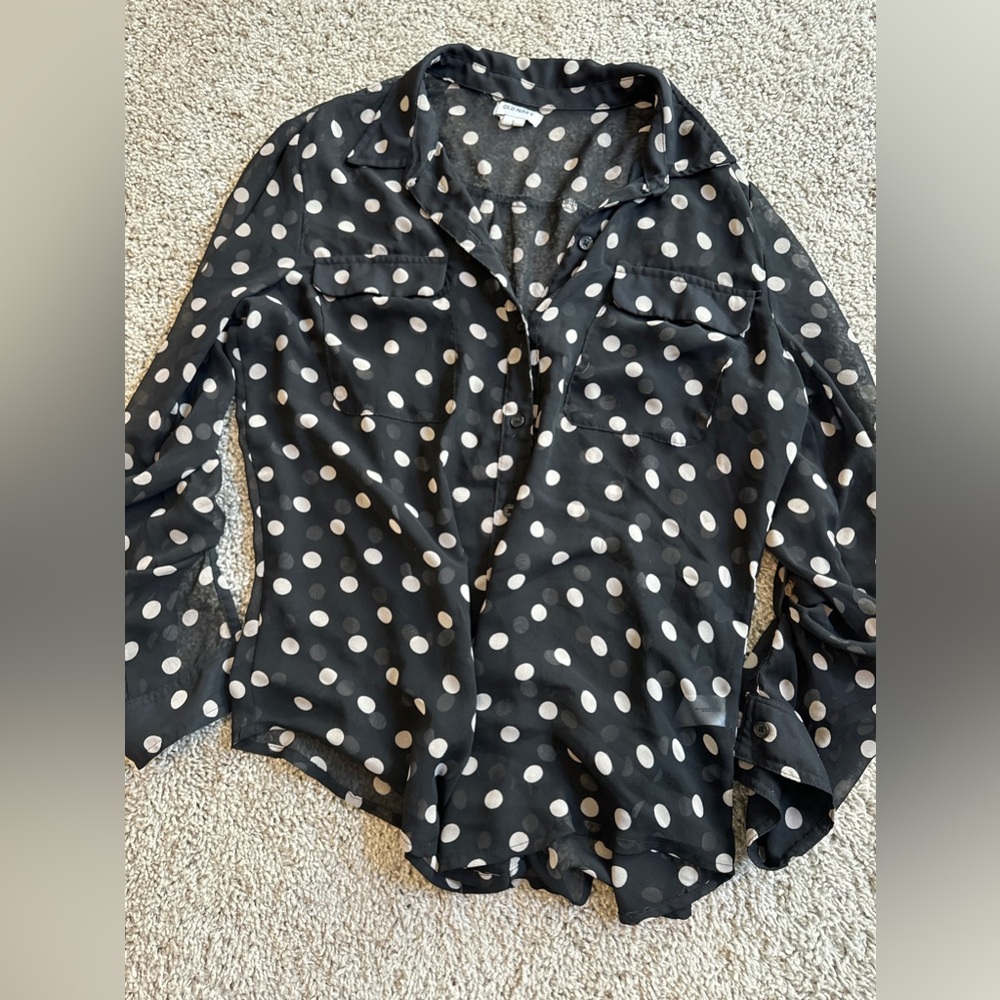 Old Navy Black and White Button Down Shirt with Notched Collar